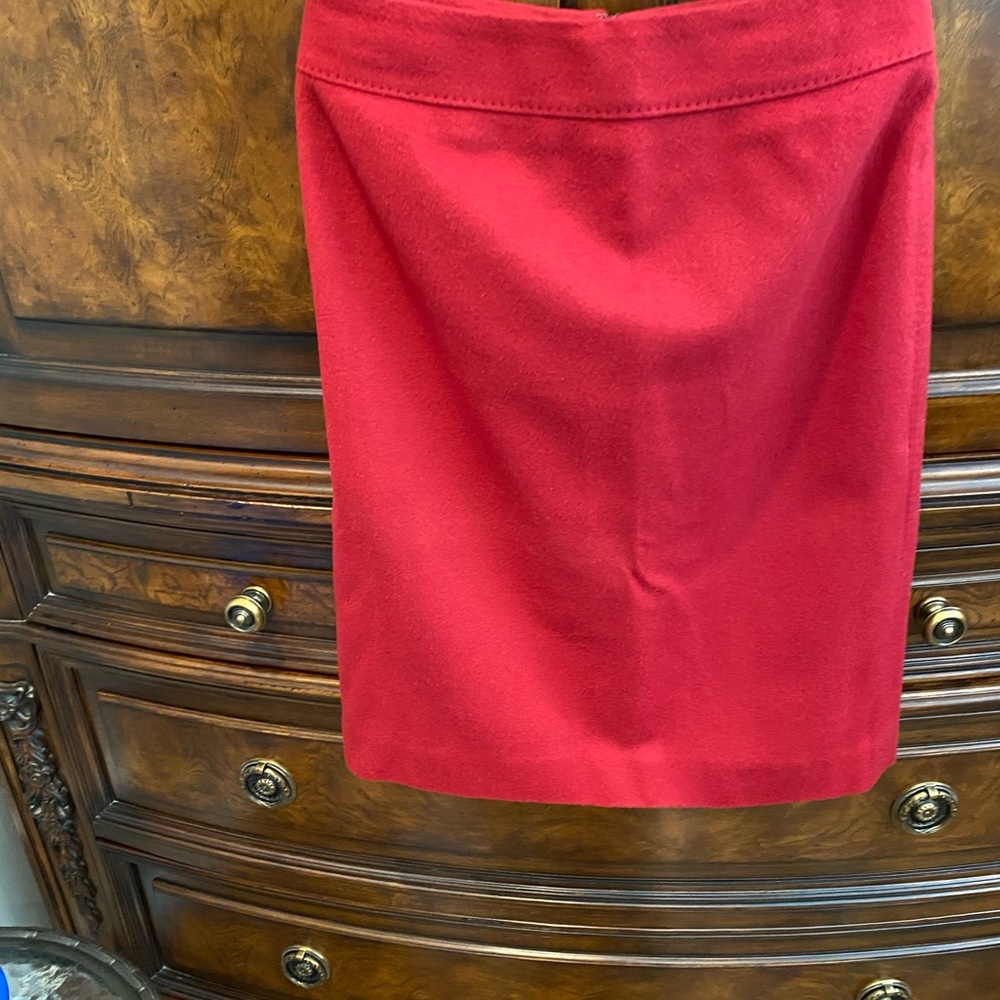 Woman’s Skirt